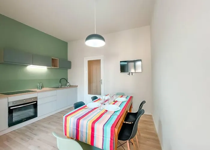 Myosotis Luxury 公寓 *